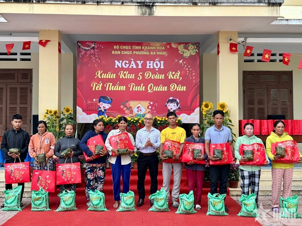 Nghĩa tình ở Ba Ngòi